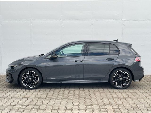 Golf VIII R-Line 2.0 TDI DSG Black Style Kamera 