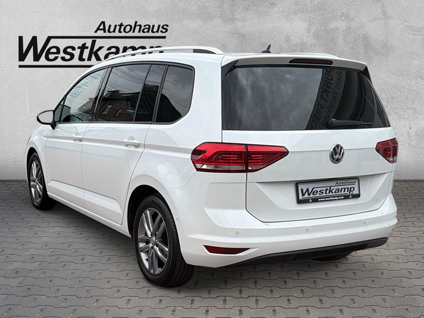 Volkswagen Touran IQ-Drive 1,6 TDI DSG 7-Sitze Panodach Led