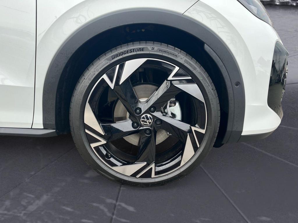 Volkswagen T-Roc 8