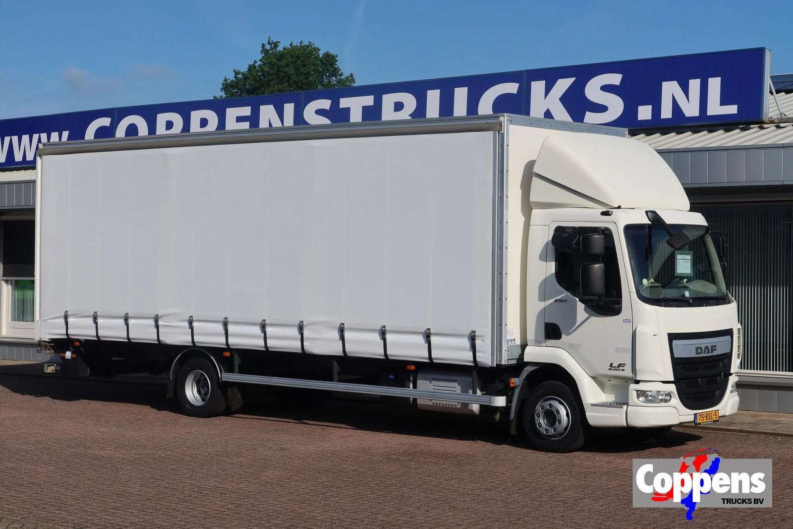 DAF LF 250 LF250 FA Schuifzeil +Dhollandia 1500 kg