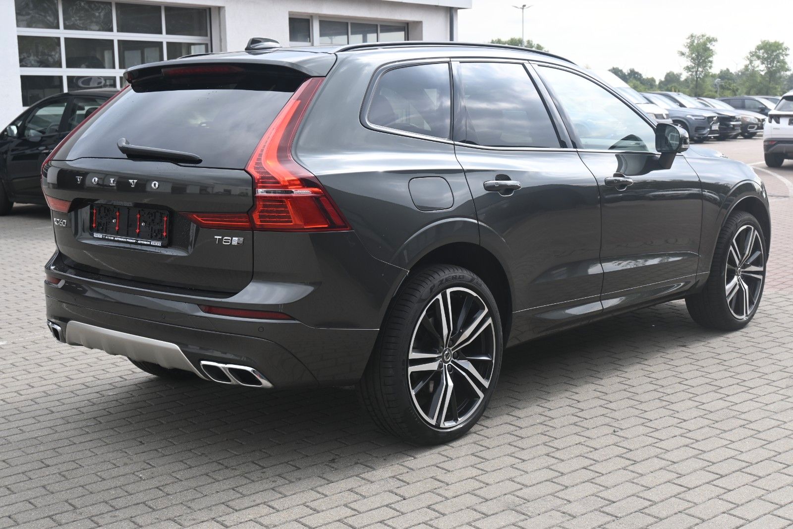 Fahrzeugabbildung Volvo XC60 T8 Twin Engine AWD R-Design*360°*LUFT*ACC