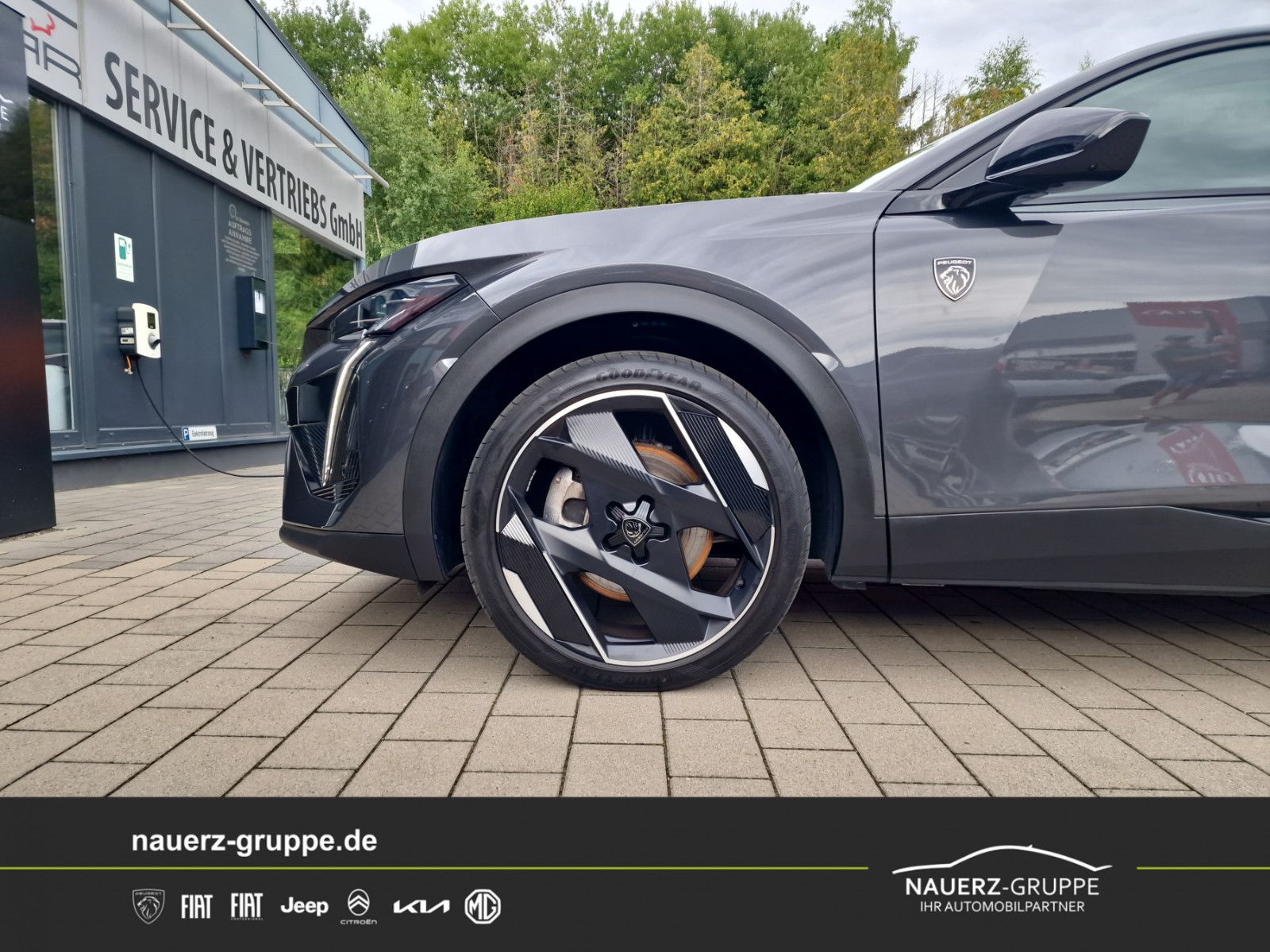 Fahrzeugabbildung Peugeot 408 Hybrid 225 GT Plug-In Hybrid