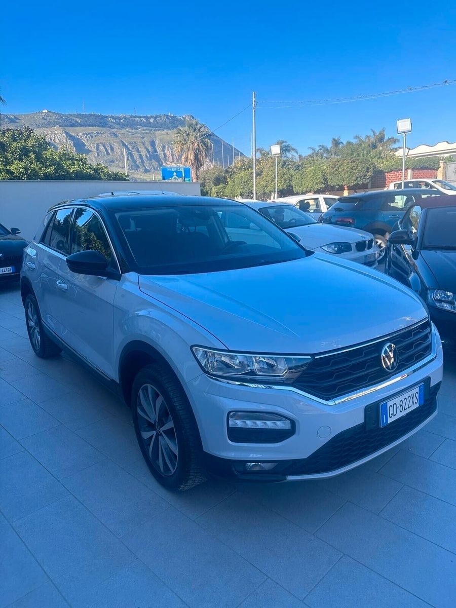 Volkswagen T-Roc 1.5 TSI ACT DSG Style BlueMotio imagem 3