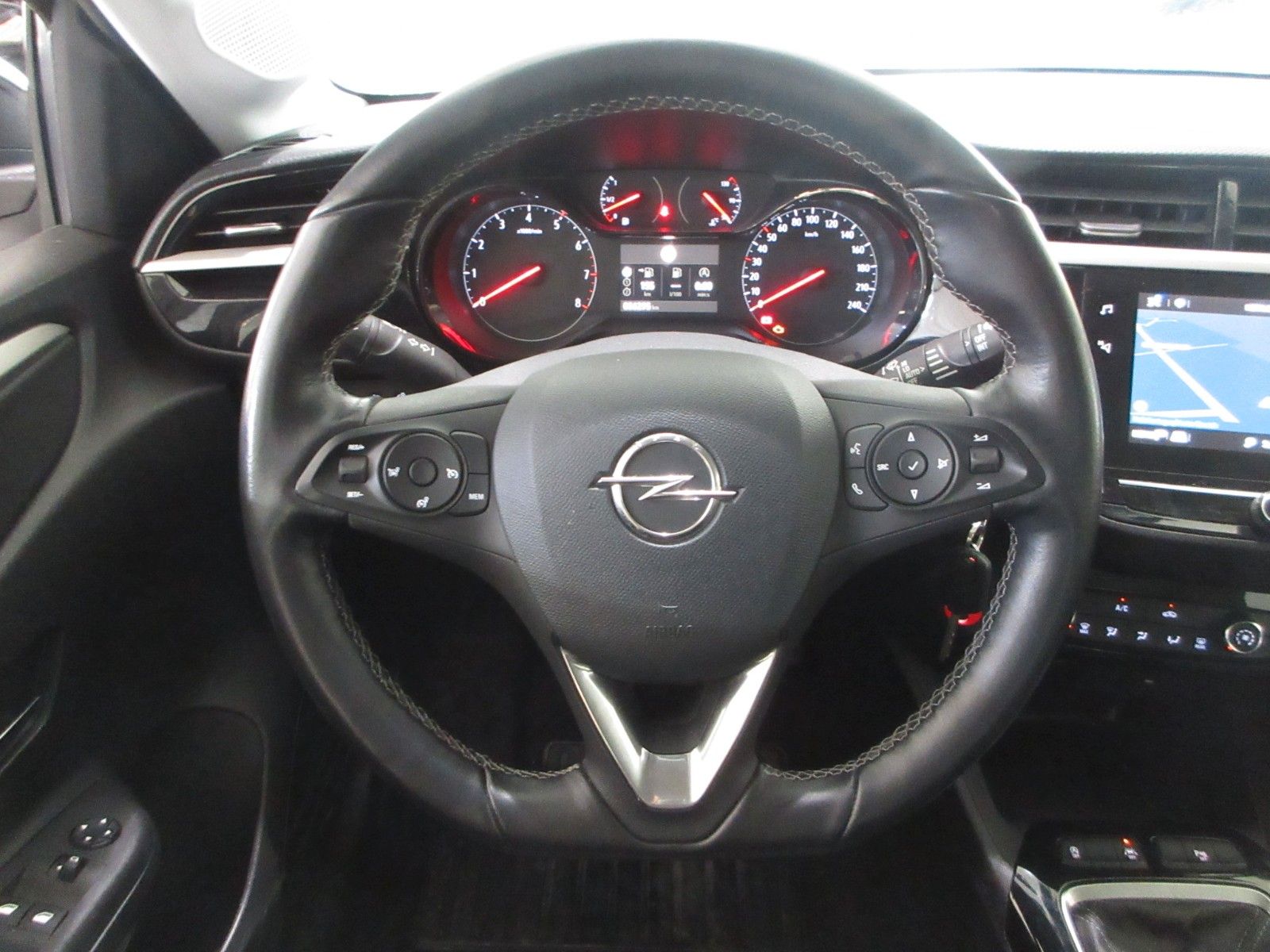 Fahrzeugabbildung Opel Corsa F Edition 1.2T  NAVI/PDC/ALU/MULTIMEDIA