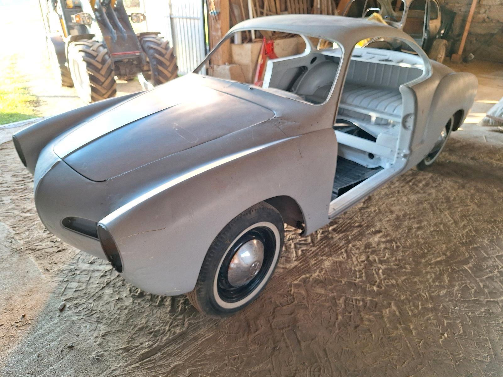 Volkswagen Karmann Ghia