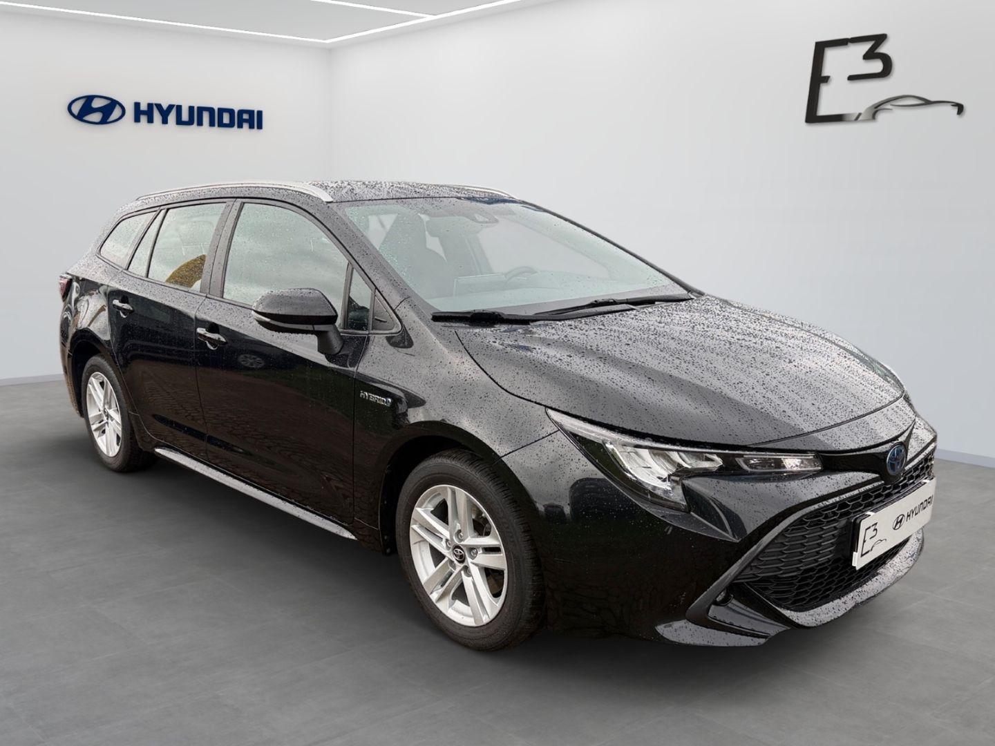 Toyota Corolla Touring Sports Hybrid Business Edition imagem 2