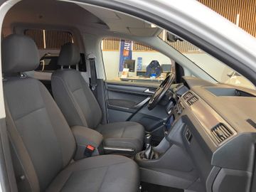 Volkswagen Caddy Maxi Trendline TSI*5-SITZER*XENON*1.HAND*
