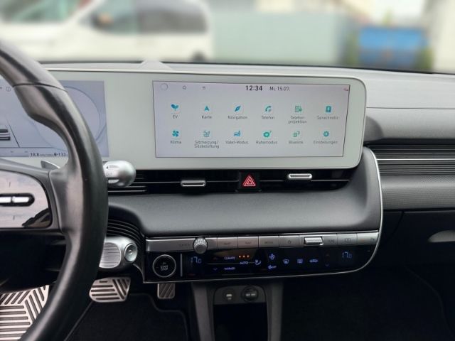 Fahrzeugabbildung Hyundai IONIQ 5 Uniq Elektro +KLIMA+LEDER+NAVI+RFK+UVM+