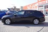 Volkswagen Golf VIII Variant 2.0 TDI Life LED ACC AHK Navi - VW Golf mit Anhängerkupplung