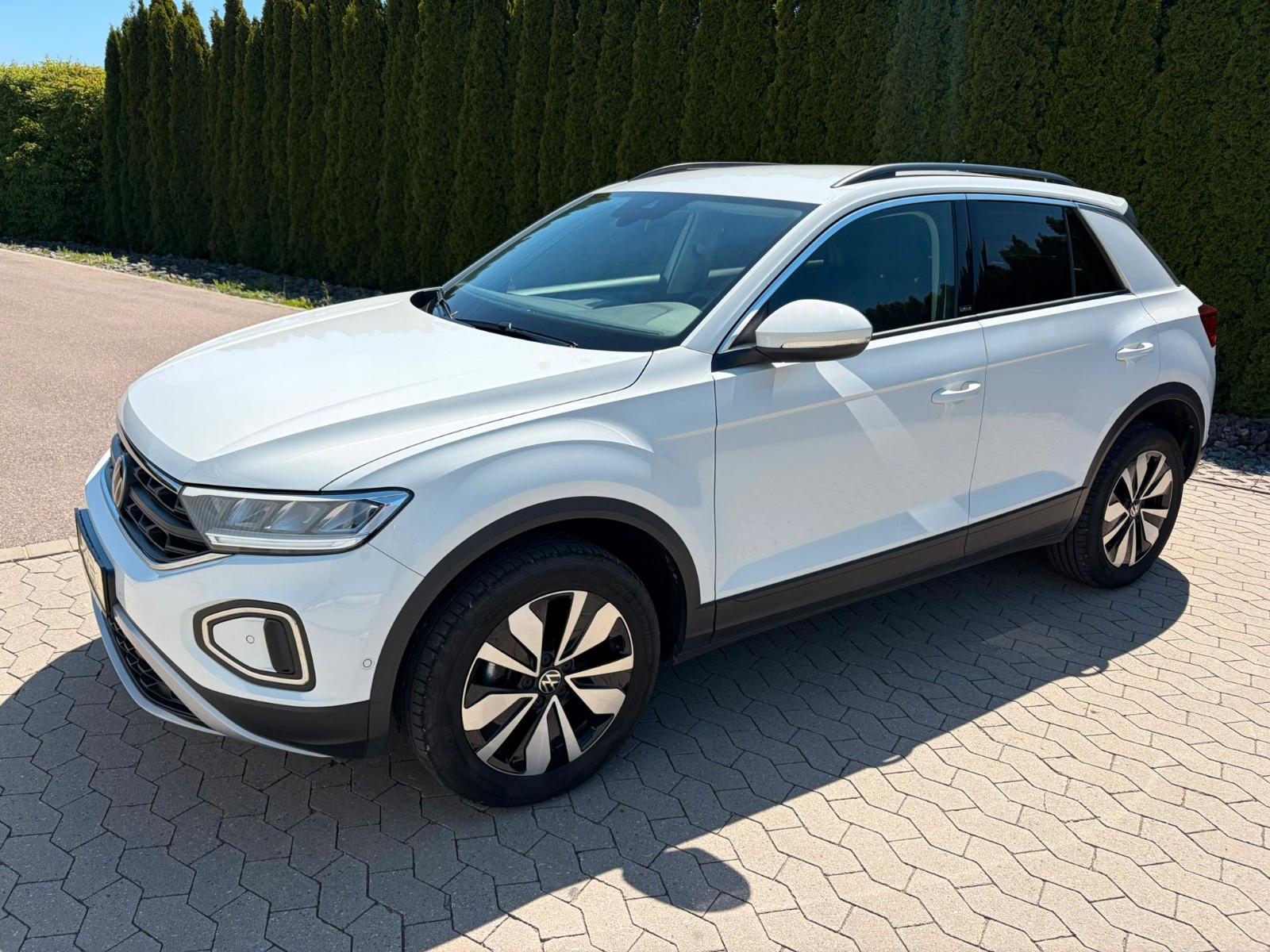 Volkswagen T-Roc 1.5 TSI DSG MOVE *Navi*Digital Cockpit*AHK