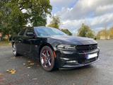 Dodge Charger 5.7 R/T V8, TÜV 08/27,  8-fach bereift - Dodge Charger mit Benzin-Antrieb