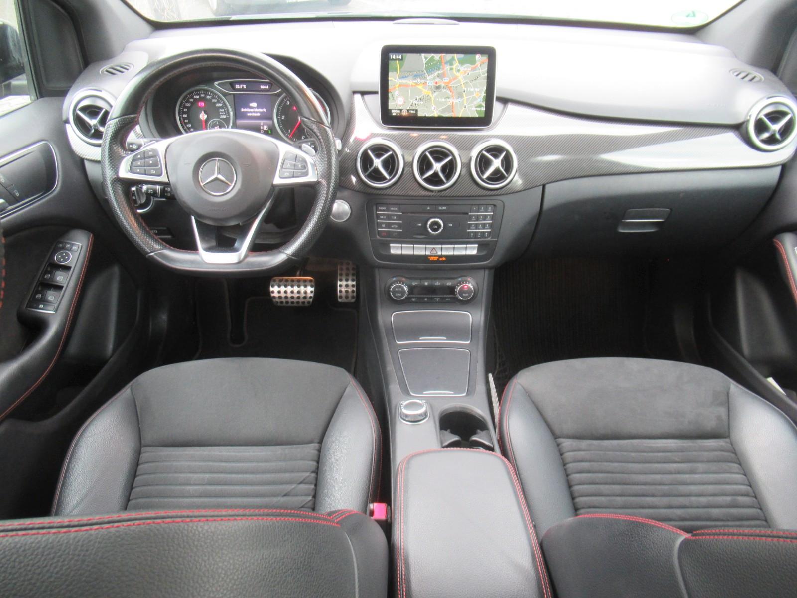 Mercedes-Benz B 200 CDI / d AMG- AMG-NAVI-PANO-LEDER-LED-SHZ-2