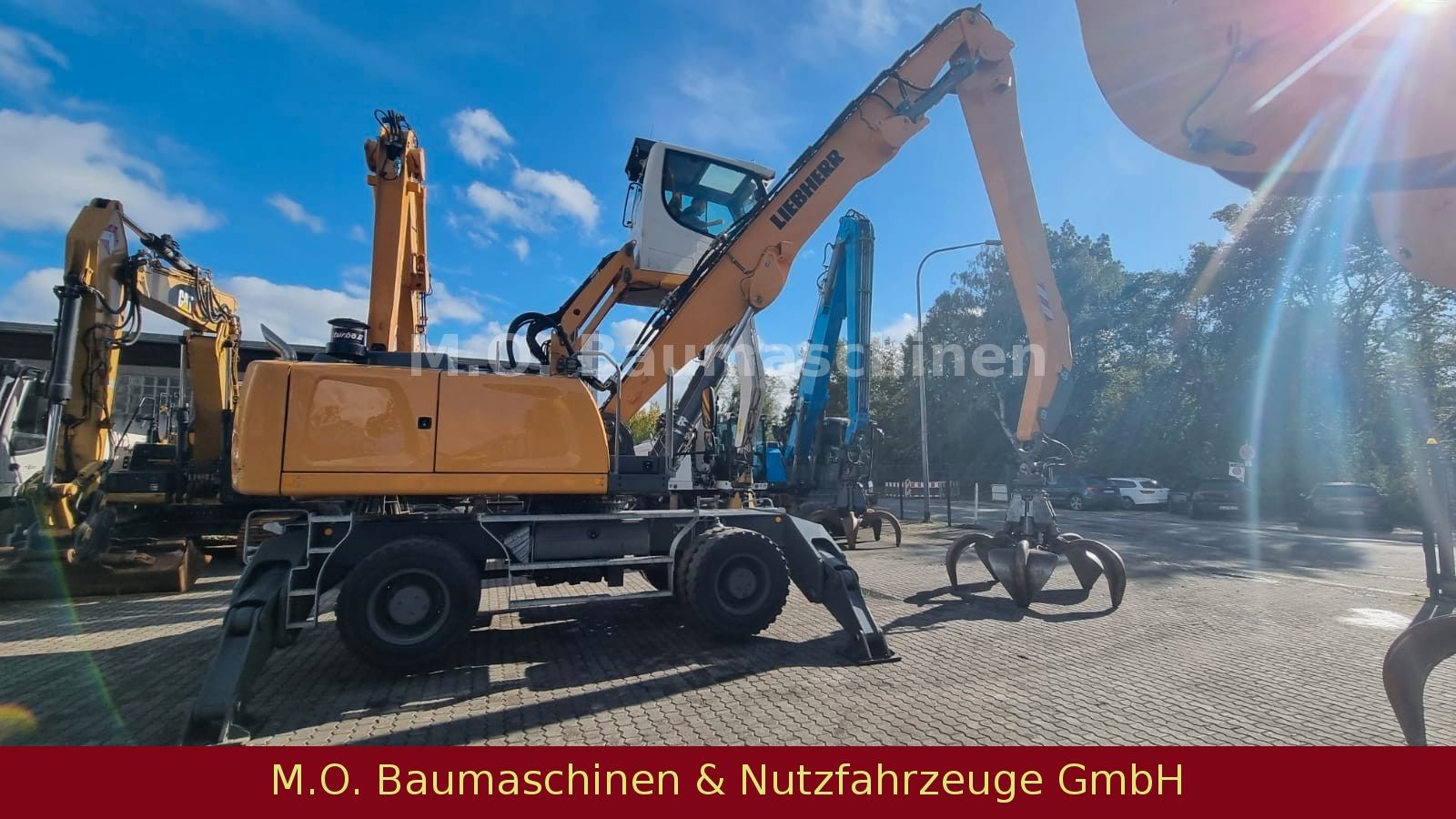 Fahrzeugabbildung Liebherr LH 30 M Litronic IV / AC / Polypgreifer /