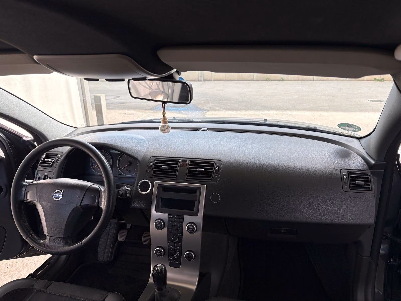 Volvo V50 2005 — photo 11