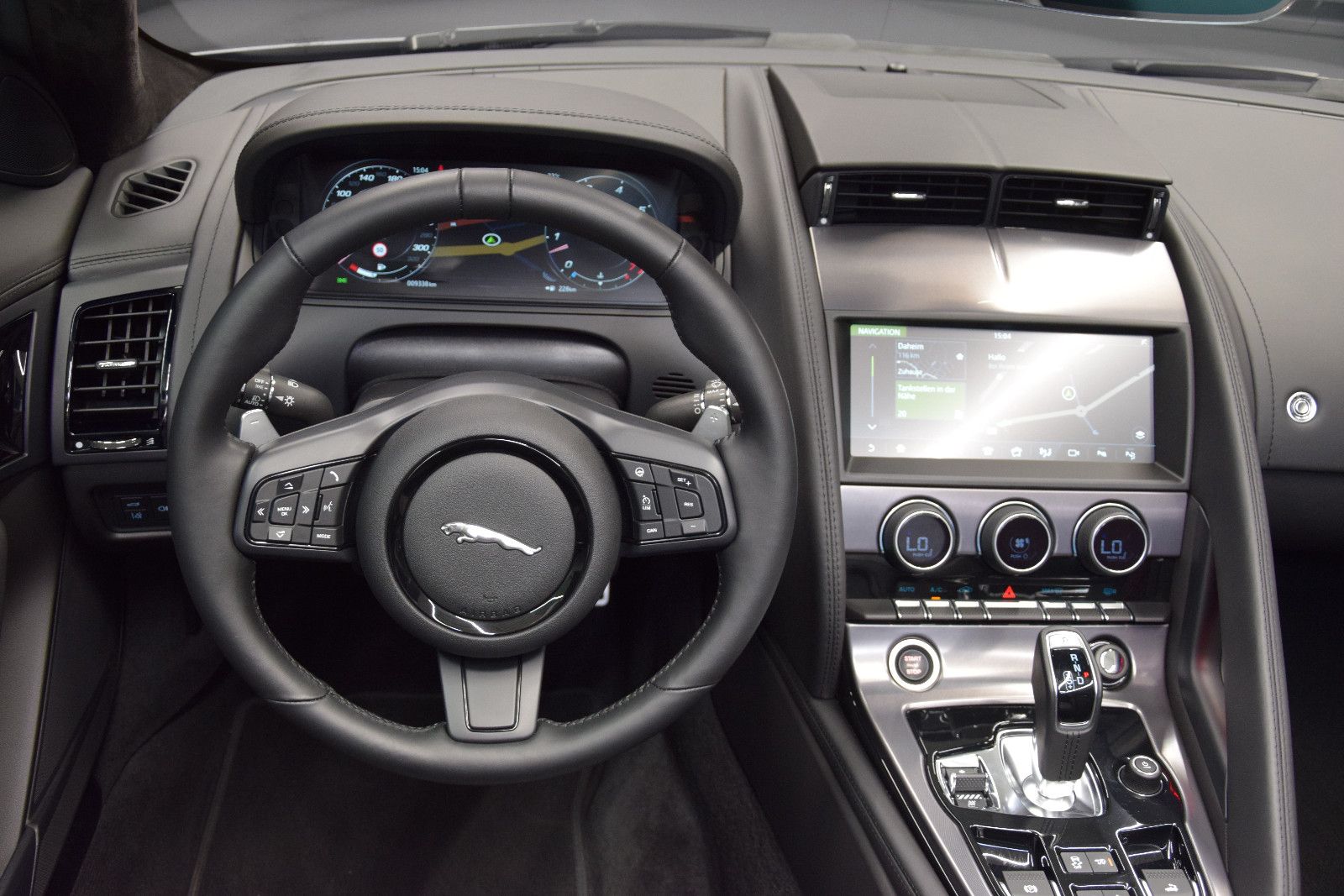 Fahrzeugabbildung Jaguar F-Type Cabrio R-Dynamic Memory Vollleder S-AGA