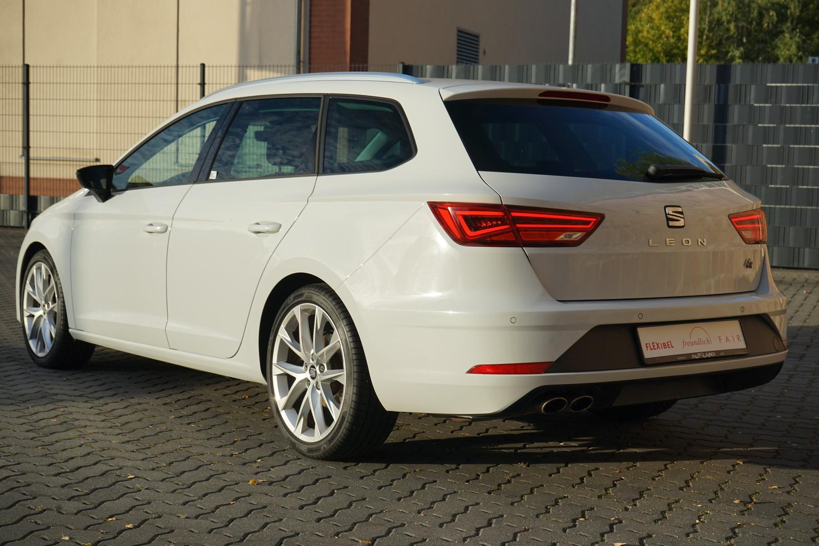 Seat Leon ST 1.8 FR DSG LED Navi AHK Sitzheizung PDC