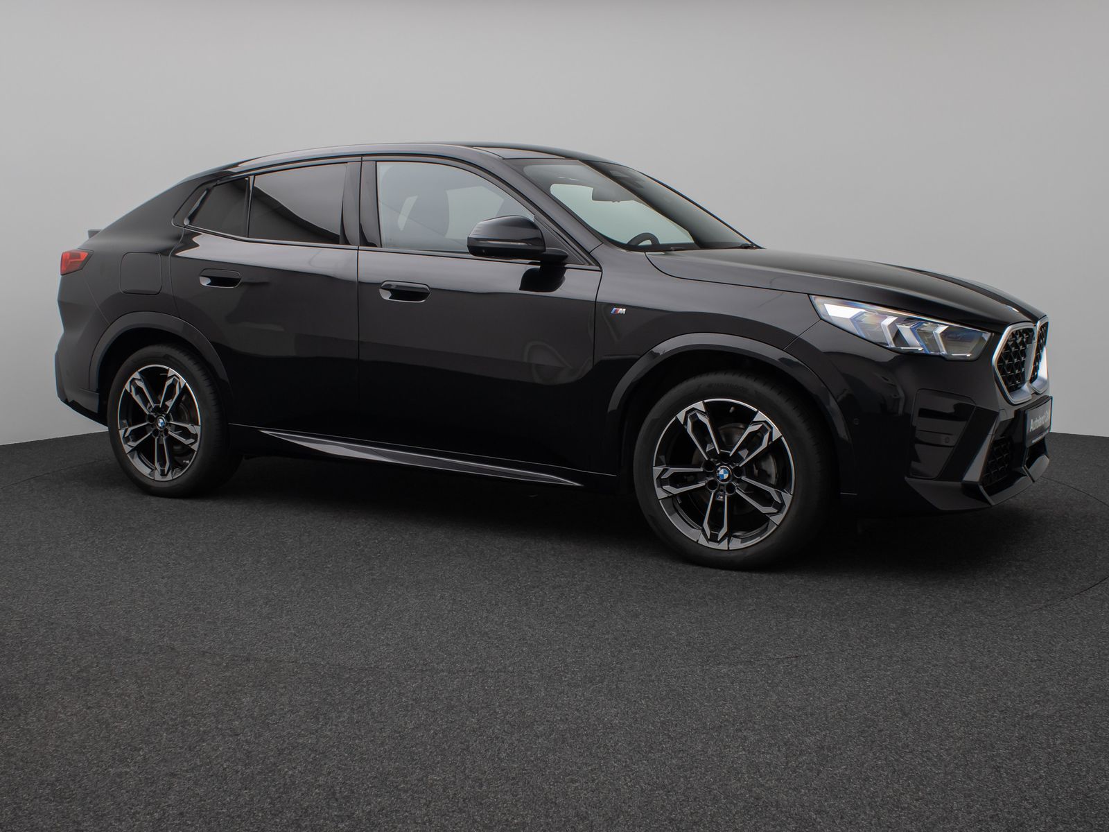 Fahrzeugabbildung BMW X2 xD20d M Sport Panorama 360°HUD DAB H/K 19Zoll