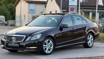 Mercedes E 220 - 1