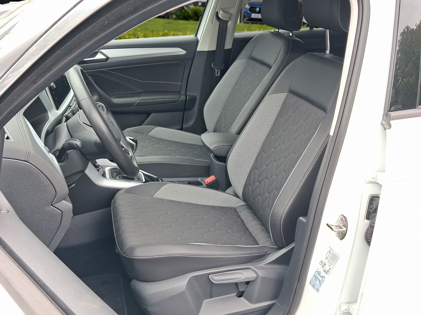 Volkswagen T-Roc - Bild 6