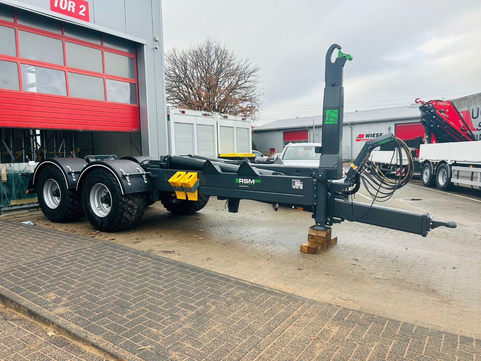 Fahrzeugabbildung Andere RSM 22 Abrollkipper Hakenlift Tandem Sonderpreis