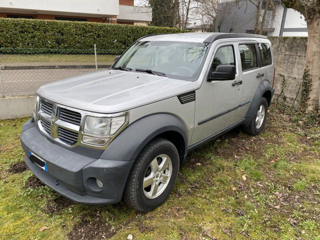 Dodge Nitro 2.8 CRD DPF SE 4WD Auto