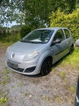 Renault Twingo 1,2 Motor Getriebe gut mit TÜV - Renault Twingo: Motor