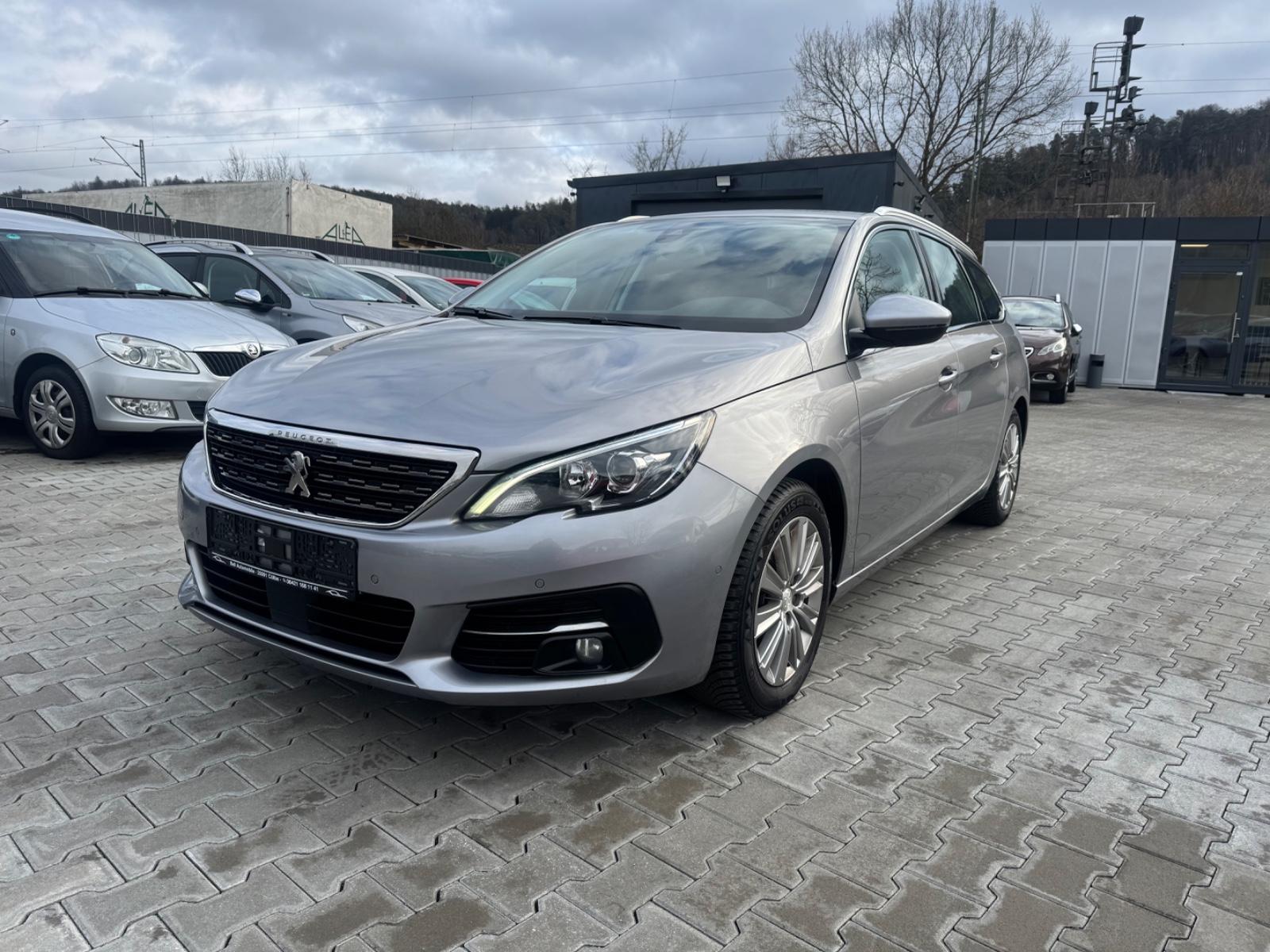 Peugeot 308 SW Allure 1,2 96 kW / Navi / LED /AHK