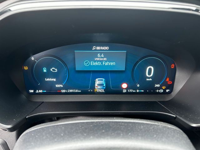 Kuga Hybrid ST-Line X*Head-Up*AHK*360°-Kamera*