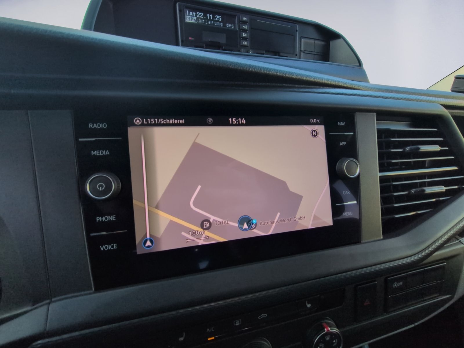 T6.1 Kombi 2.0 TDI lang NAVI+AHK+9SITZE