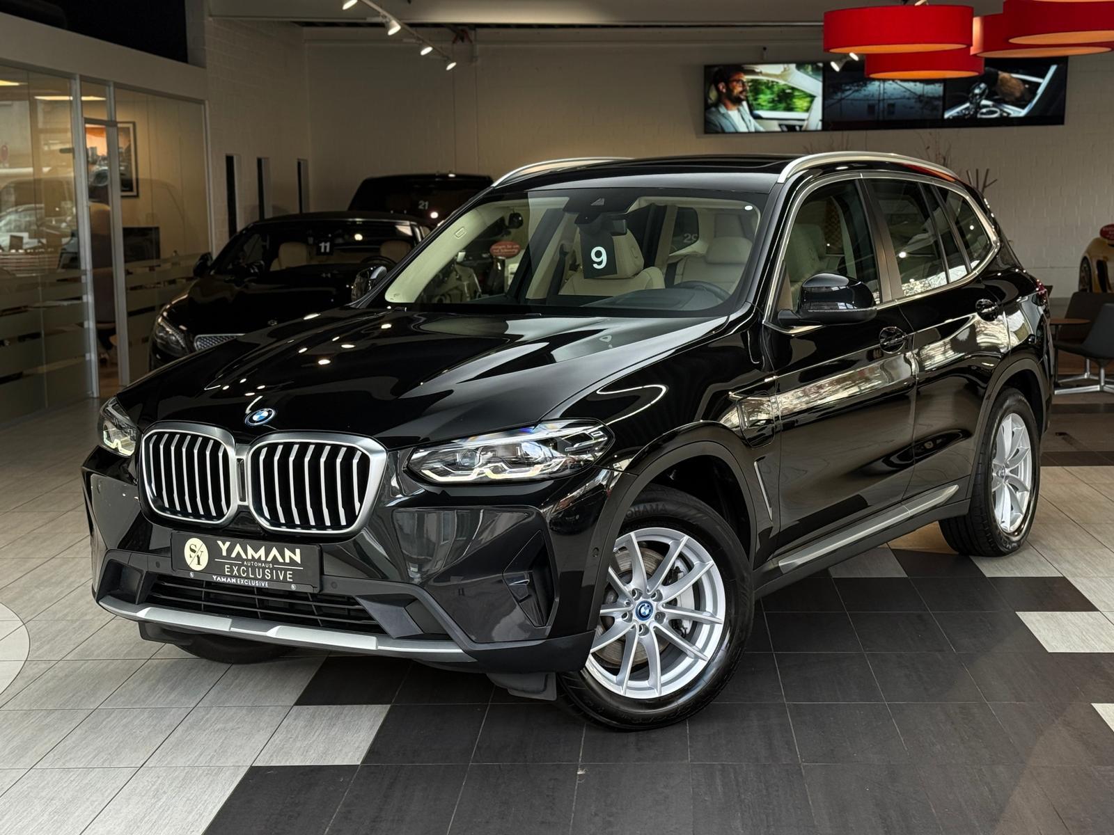 BMW X3 xDr. 30 e Panorama*Head-Up*Komfortzugang*AHK