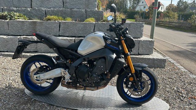 Yamaha MT-09 SP NEUWERTIG!!