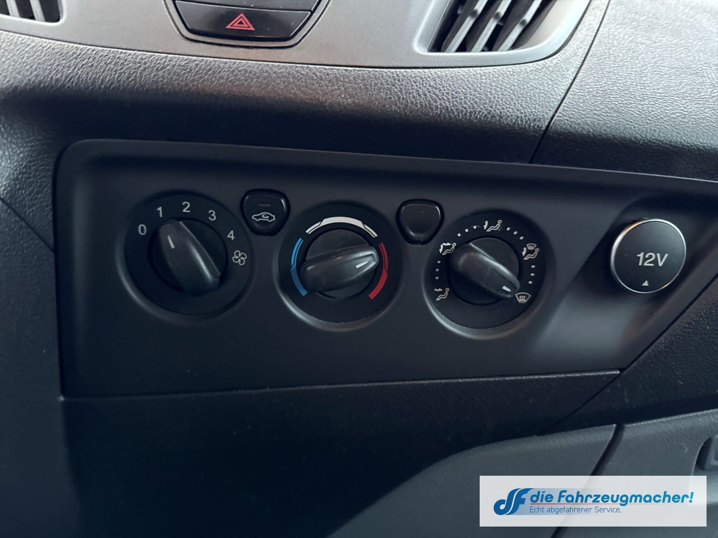 Fahrzeugabbildung Ford Transit Custom Tourneo 300 L1 *2063