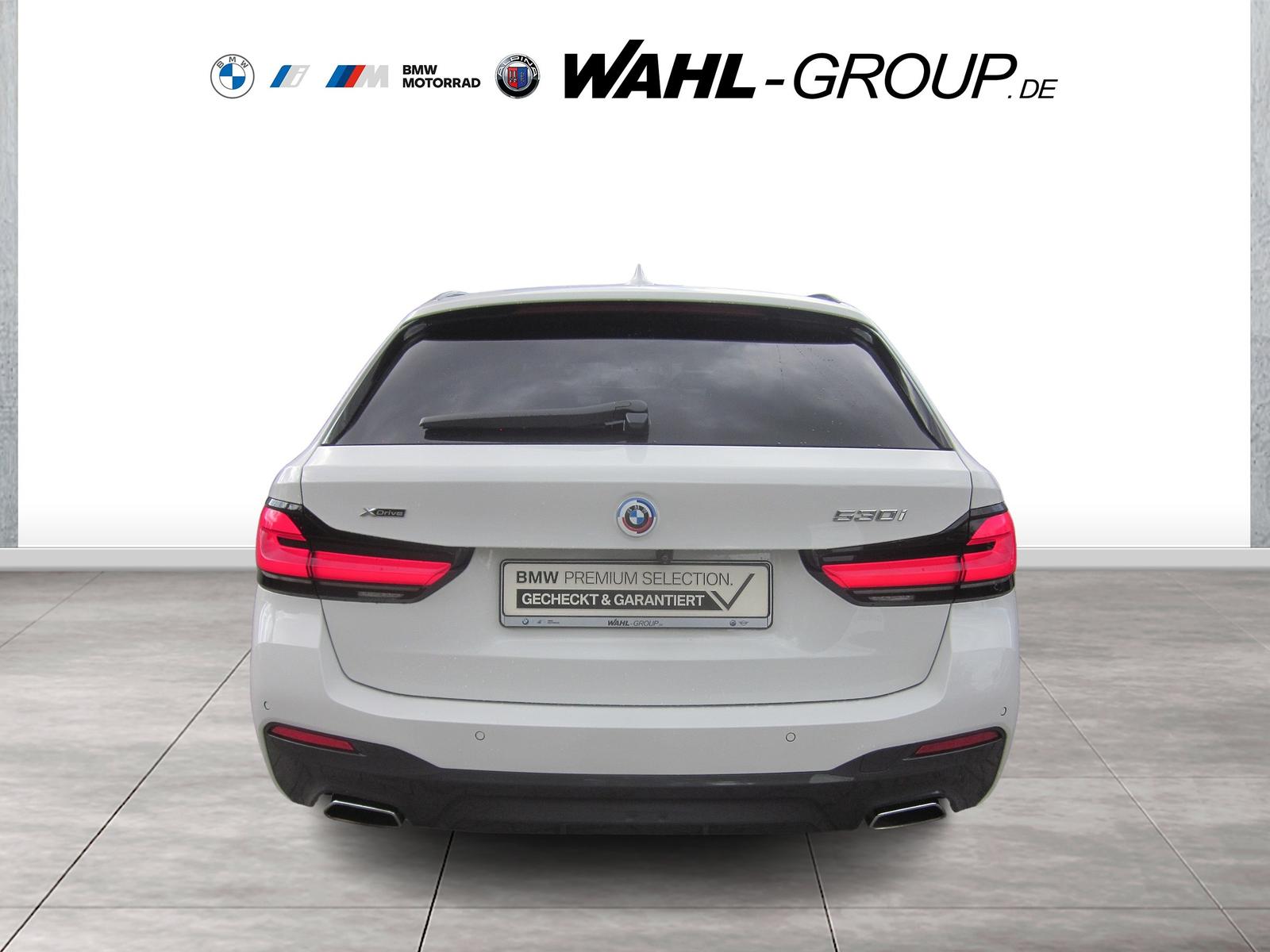 BMW 530i xDrive TOURING M SPORT HUD STANDHZG PANO  A