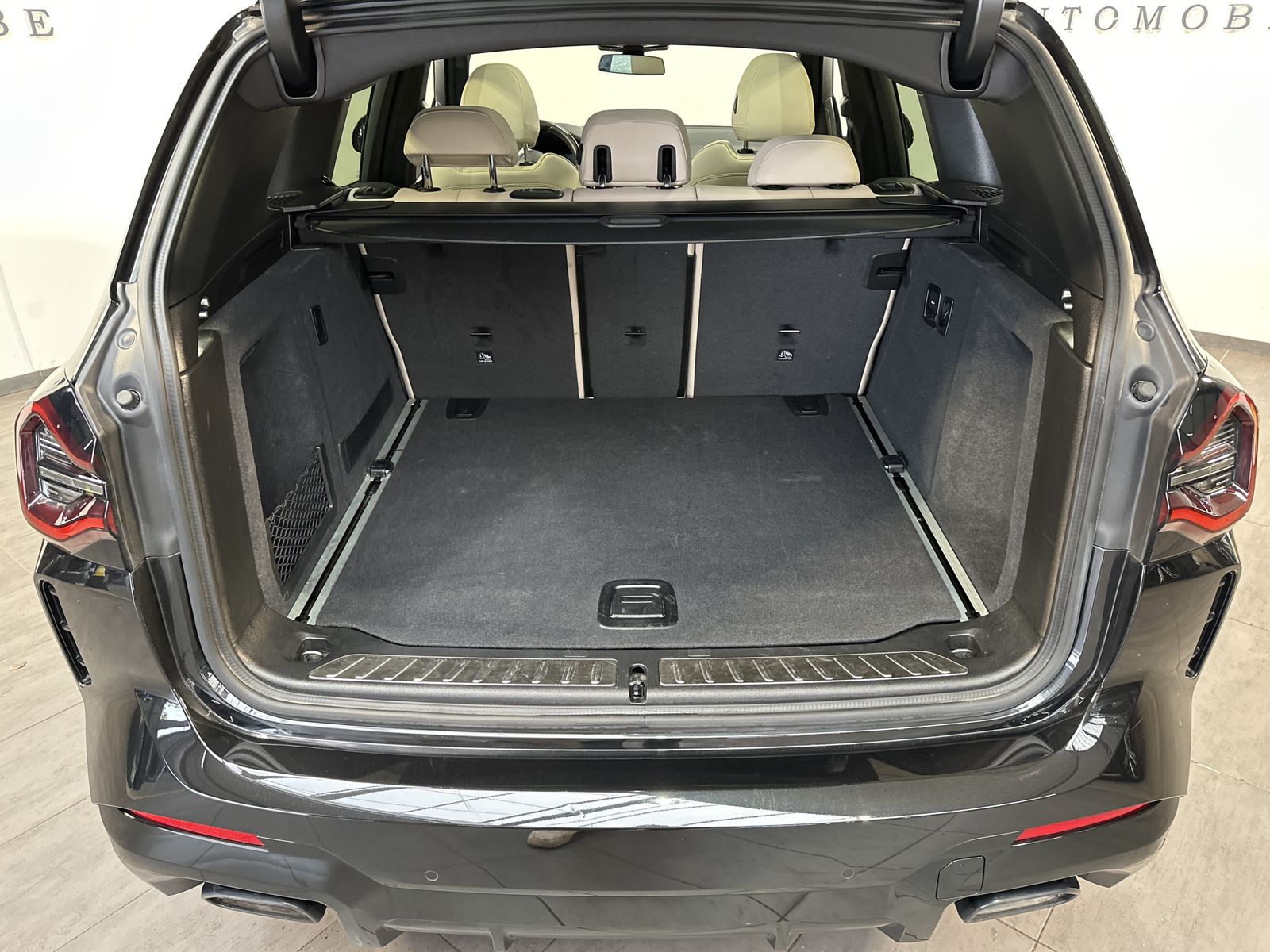 Fahrzeugabbildung BMW X3 xDrive30d M-Sport NAV+LASER+HEADUP+PANO+360°