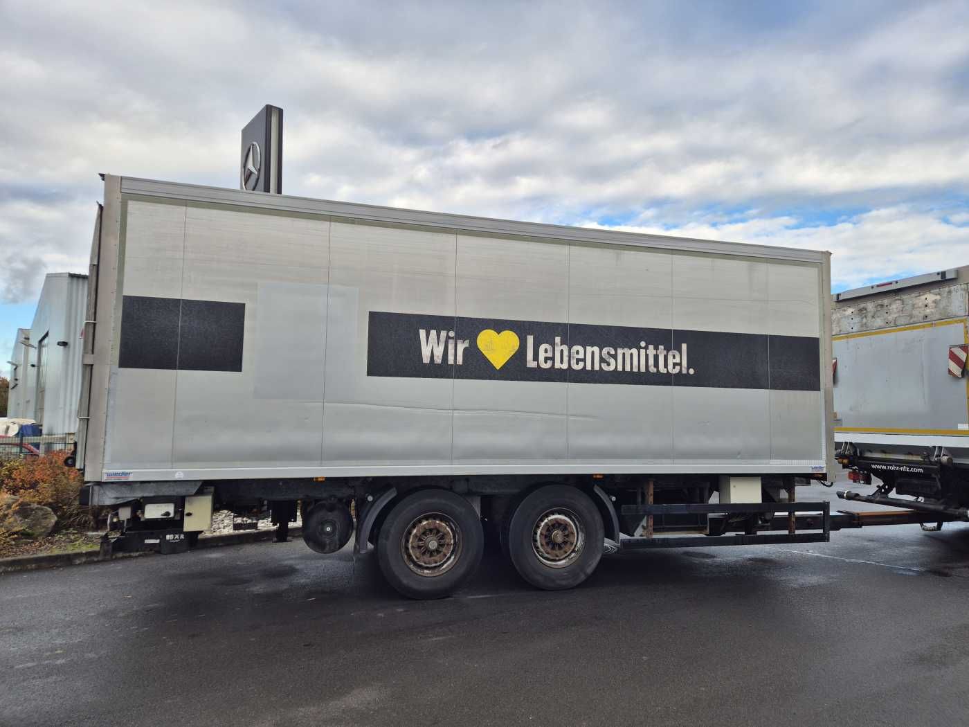 Fahrzeugabbildung Ackermann Z-VA-F19/7,5E Carrier LBW Bär 2.000kg Durchlade