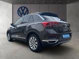 Volkswagen T-Roc 1.5 TSI ACT Sport Navi AHK Spurhalteassist - Volkswagen T-Roc in Frankfurt (Main)