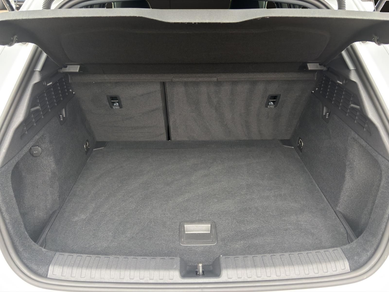 A3 35 TFSI advanced S-Tronic 1.5  RFK SHZ ACC