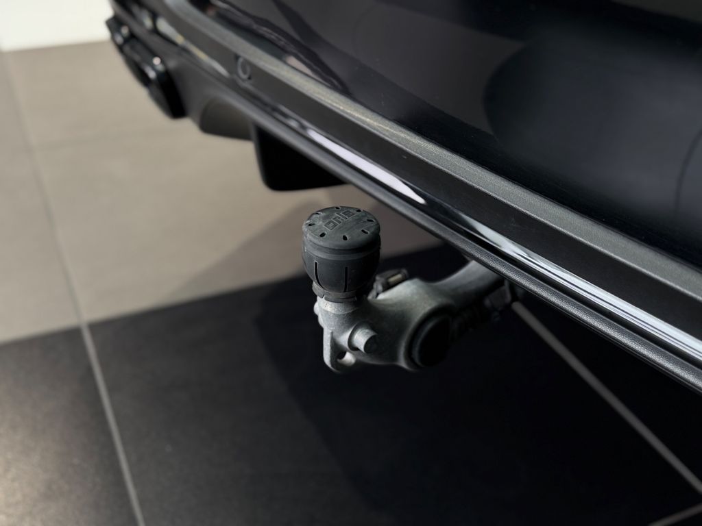 MERCEDES-BENZ GLC 63 S AMG 4Matic*CAM*PANO*NIGHT*AHK*ACC*BURM MERCEDES-BENZ GLC 63 S AMG 4Matic*CAM*PANO*NIGHT*AHK*ACC*BURM