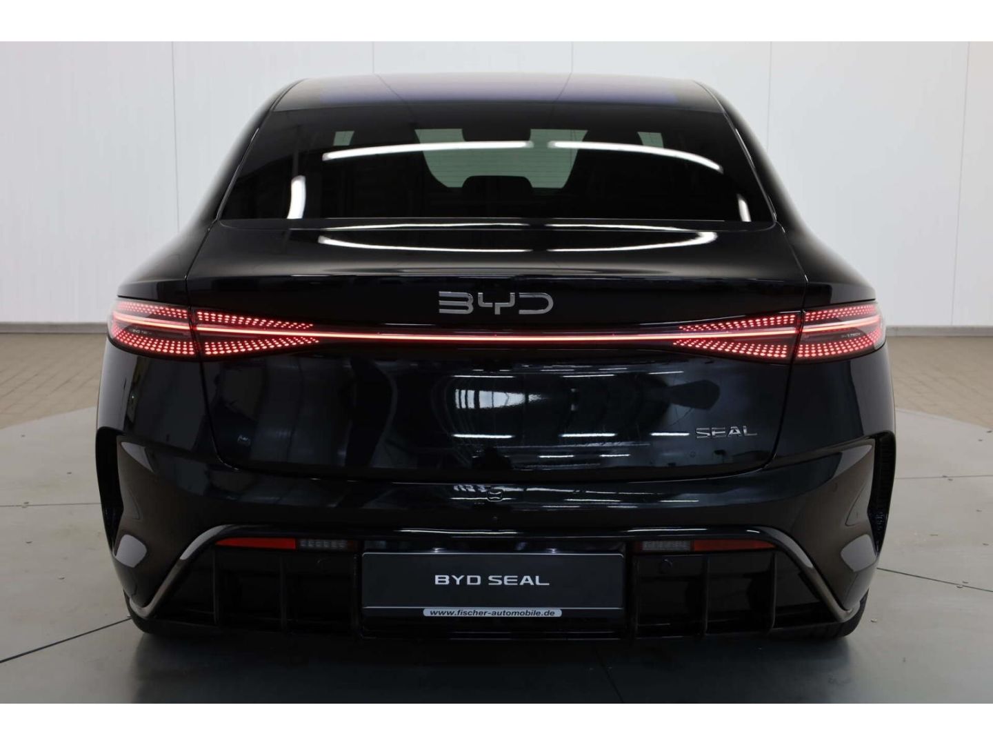 BYD SEAL