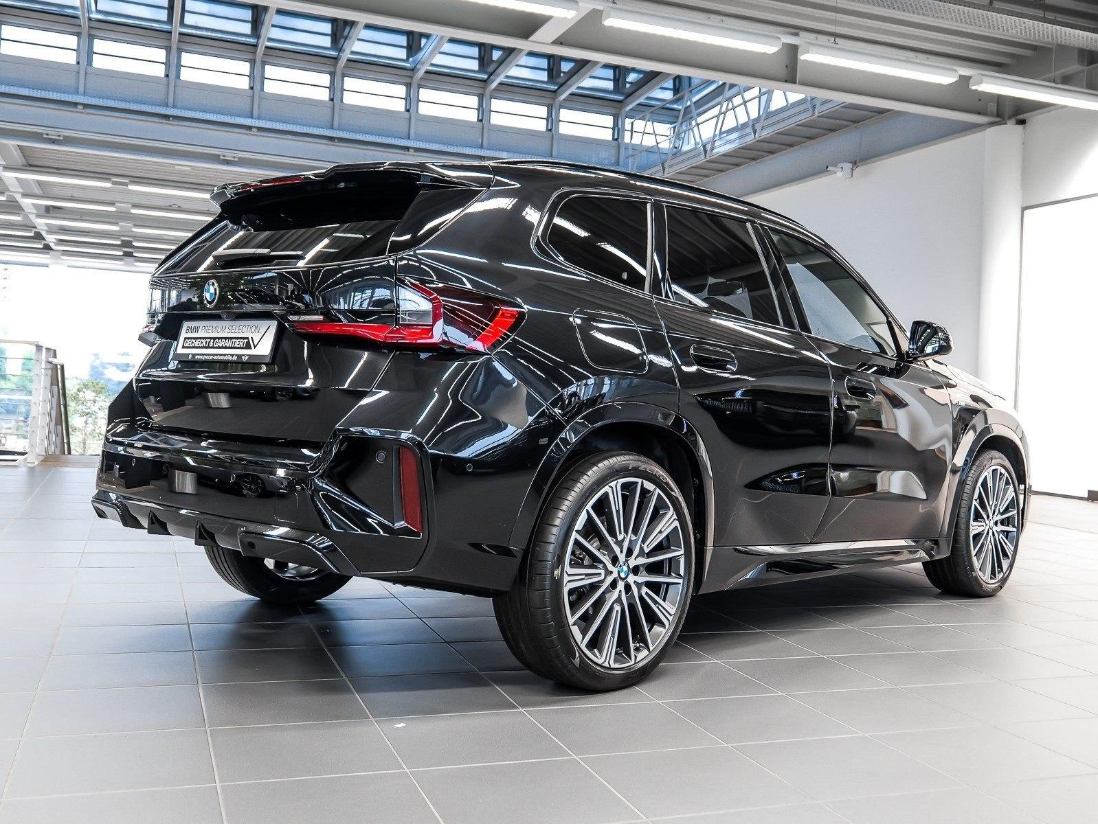 BMW X1 xDrive20d M Sport PANO RFK NAVI LM