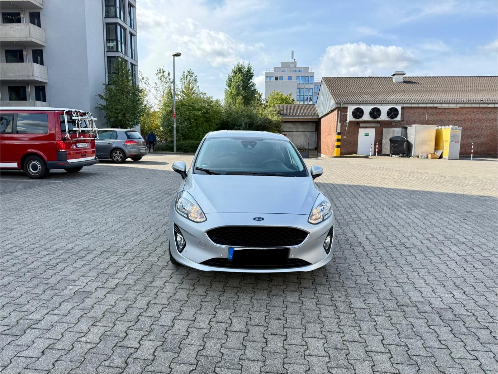 Ford Fiesta Cool & Connect SYNC Navi Klima PDC