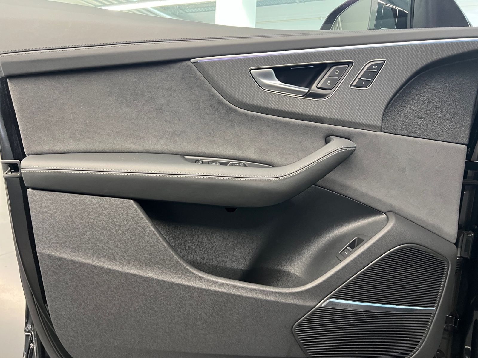 Audi RSQ8 - Bild 8