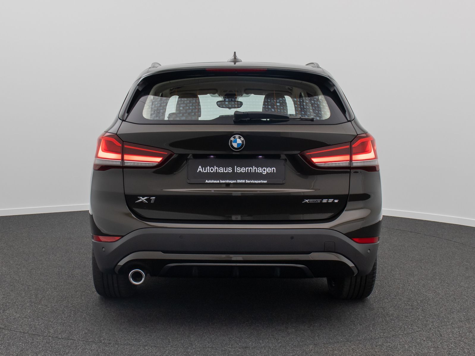 Fahrzeugabbildung BMW X1 xD25e SportLine DAB HUD Alarm Leder LED Alarm