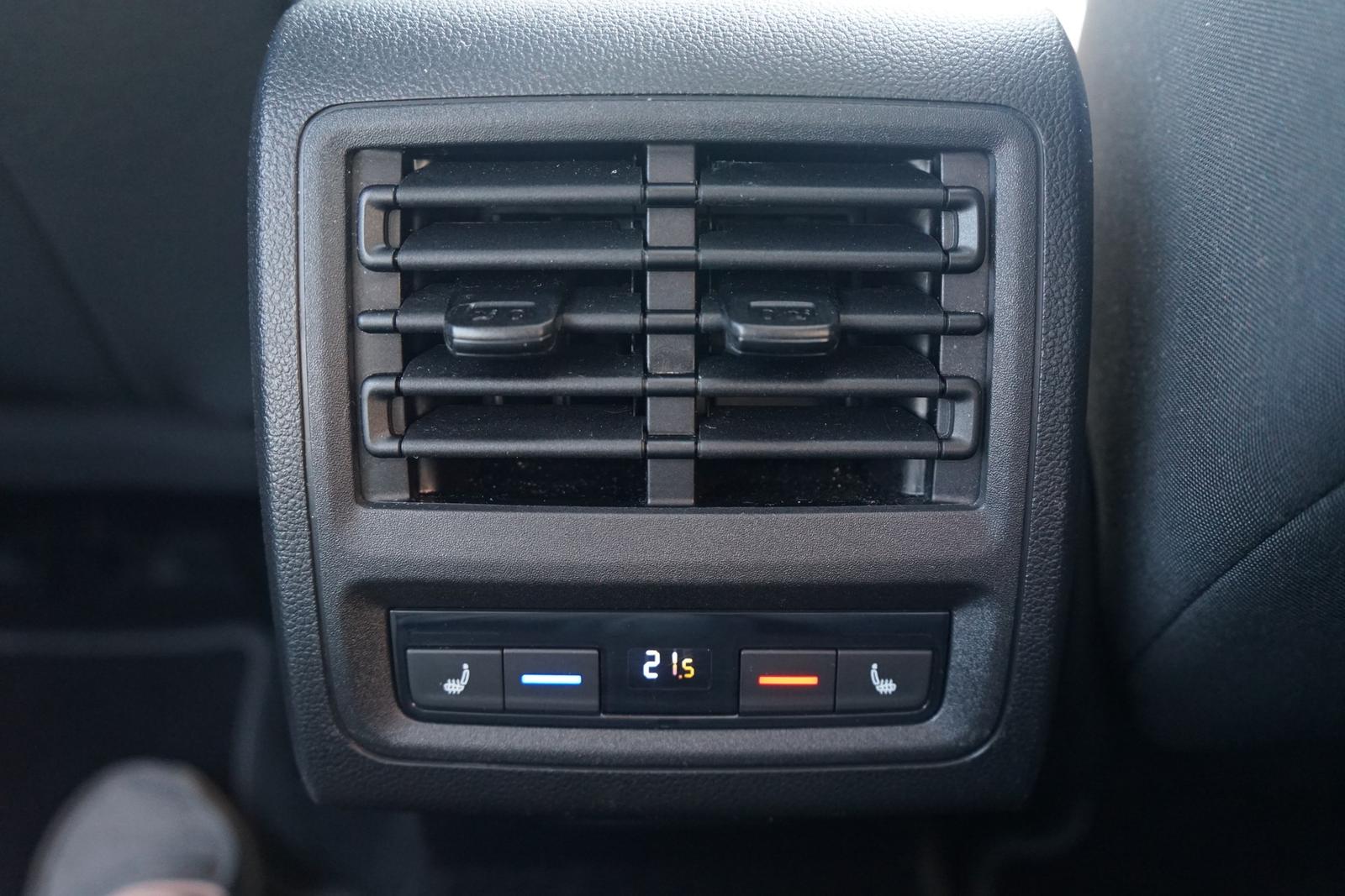 Volkswagen Golf VIII 1.5 TSI Style LED AHK Sitzheizung, миниатюра 11
