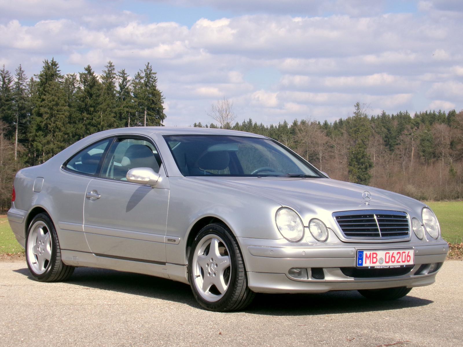 Mercedes-Benz CLK 320 W208 Service+Bremsen NEU! TÜV 9/27!!