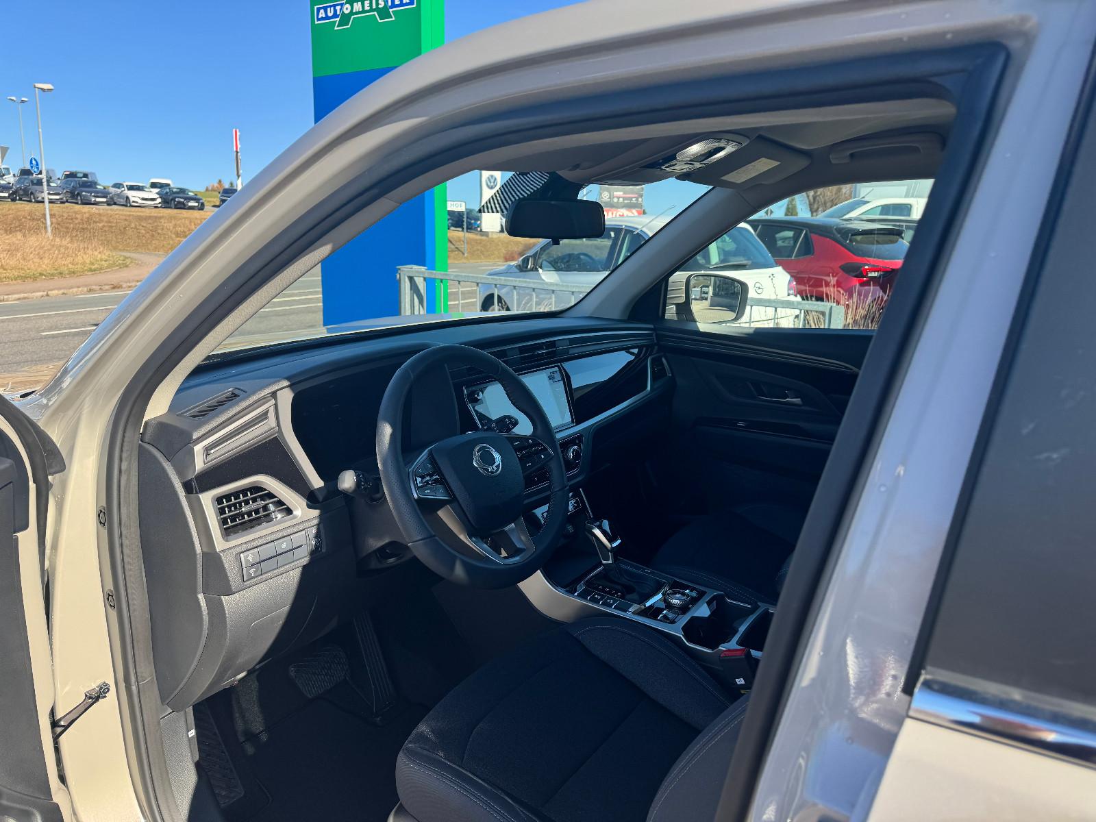 KGM Korando Nomad 6/AT 2WD SHZ, LHZ, DAB, RFK, миниатюра 17