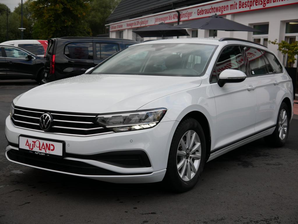 Volkswagen Passat Variant 15 TSI Business LED Navi ACC DAB 2023
