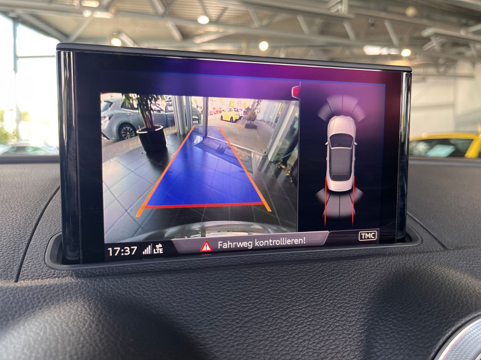 Fahrzeugabbildung Audi A3 Cabriolet 35 TFSI sport XENON RFK NAVI