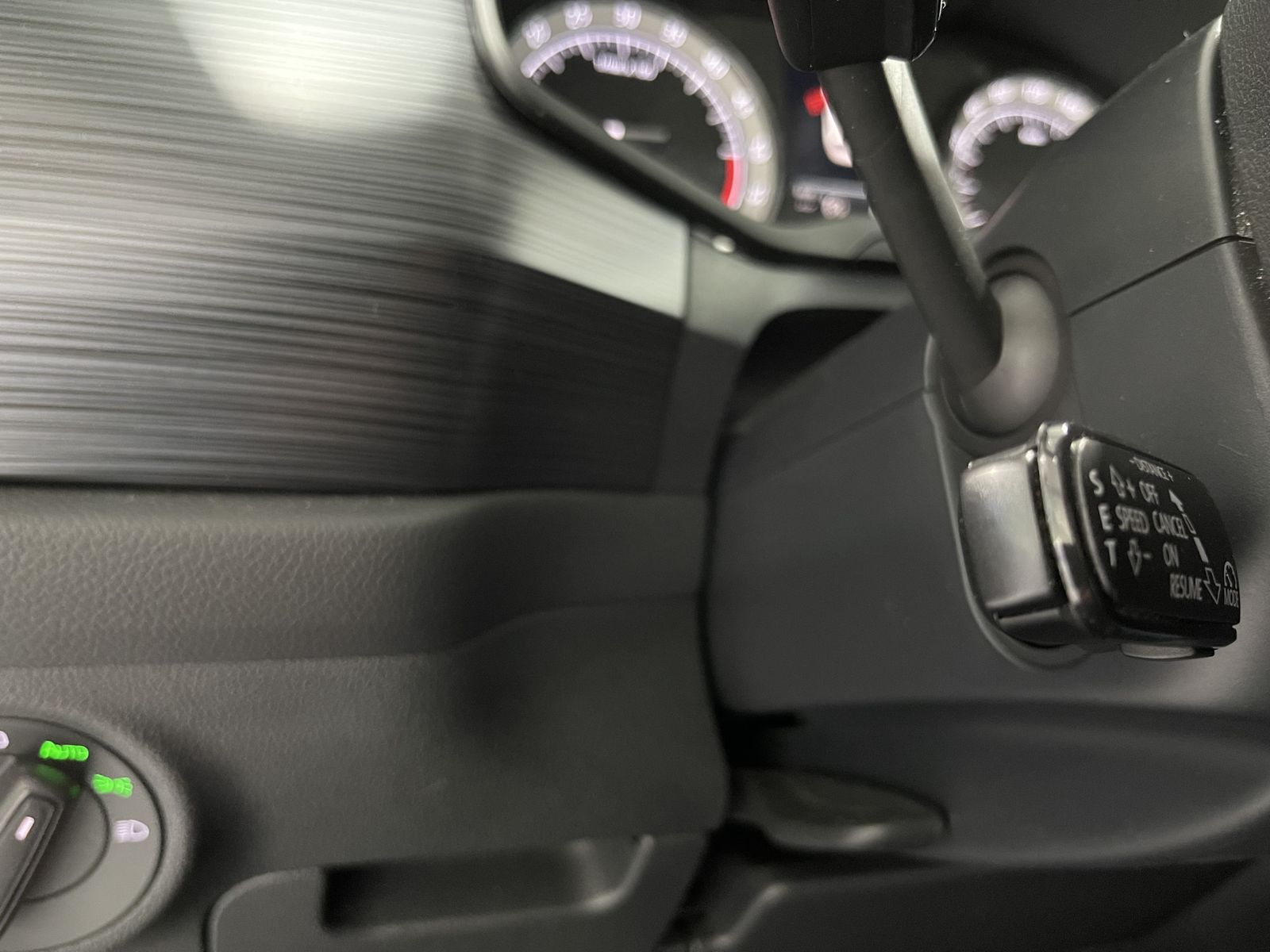 Fahrzeugabbildung SKODA Kodiaq Ambition 2.0 TDI*AHK*ACC*Cam*STHZ*Navi*