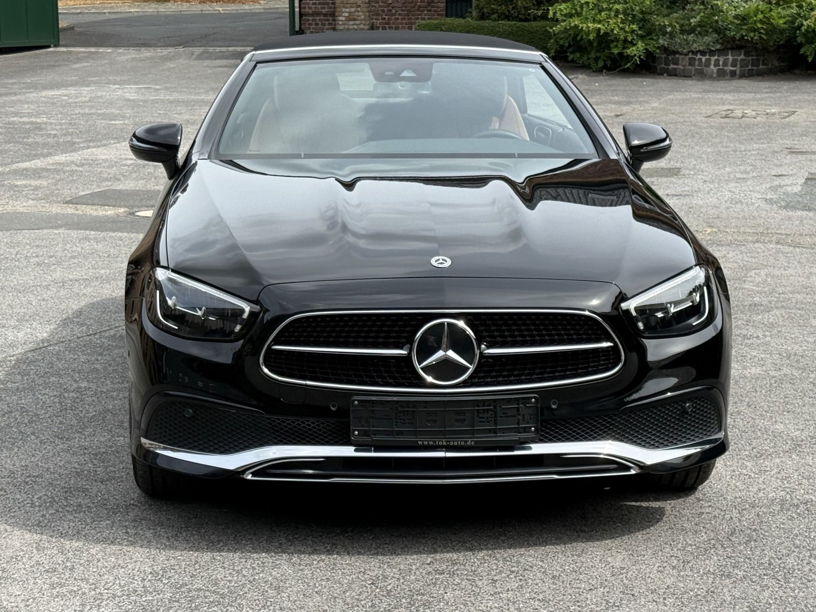 Mercedes-Benz E 300 d 4Matic Cabrio AVANTGARDE PAKET KAMERA CO foto 9